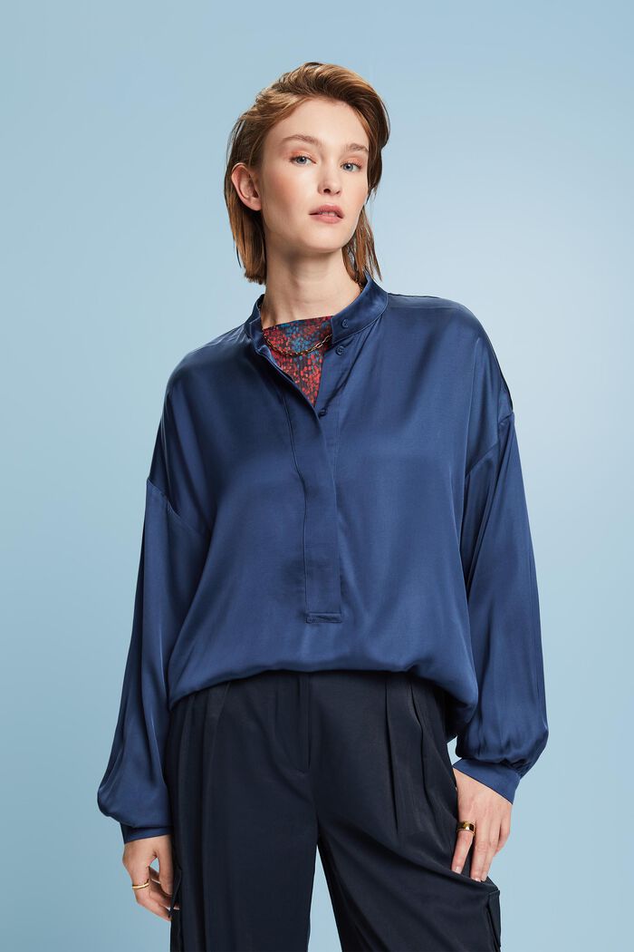 正面擊扣緞面女裝恤衫, 灰藍色, detail image number 2